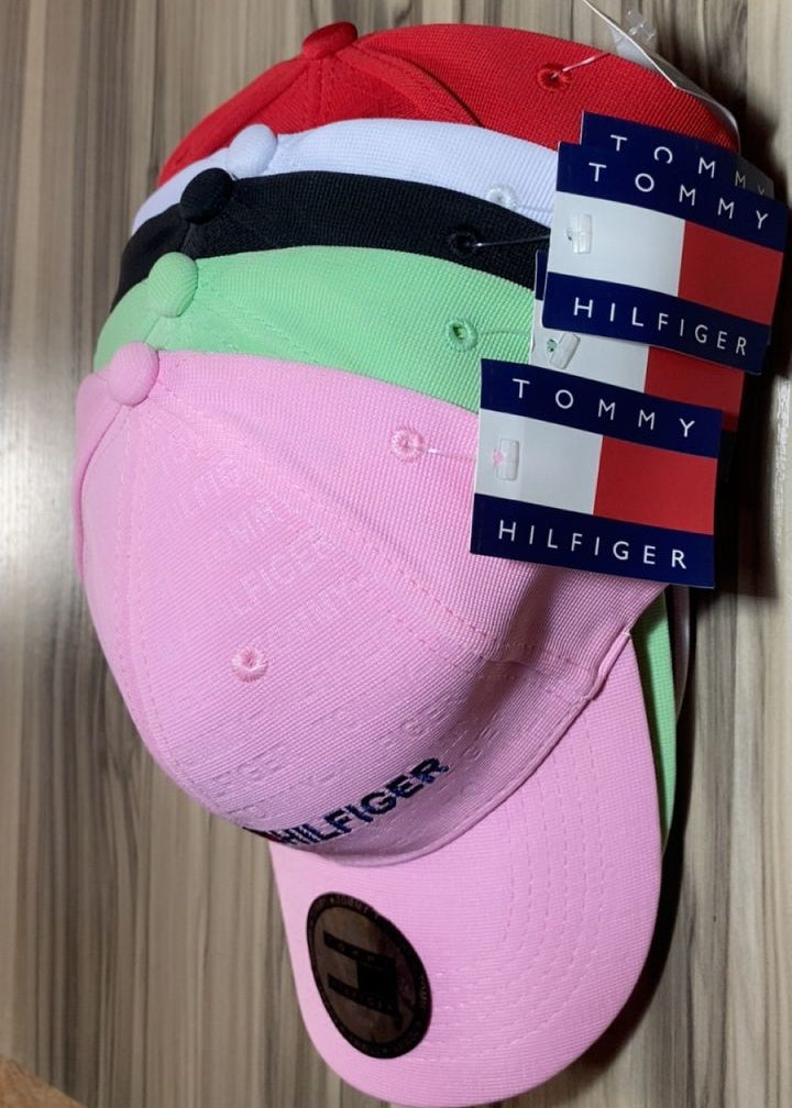 Tommy Hilfiger baseball cap