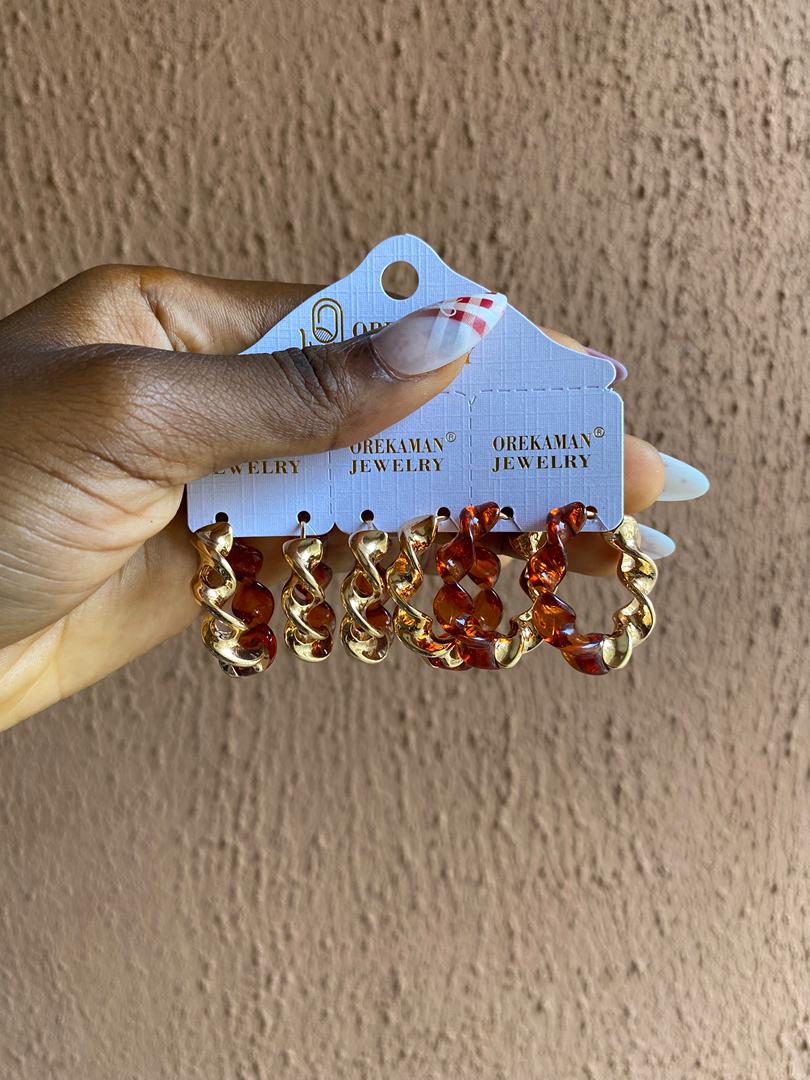 Red/gold twist
